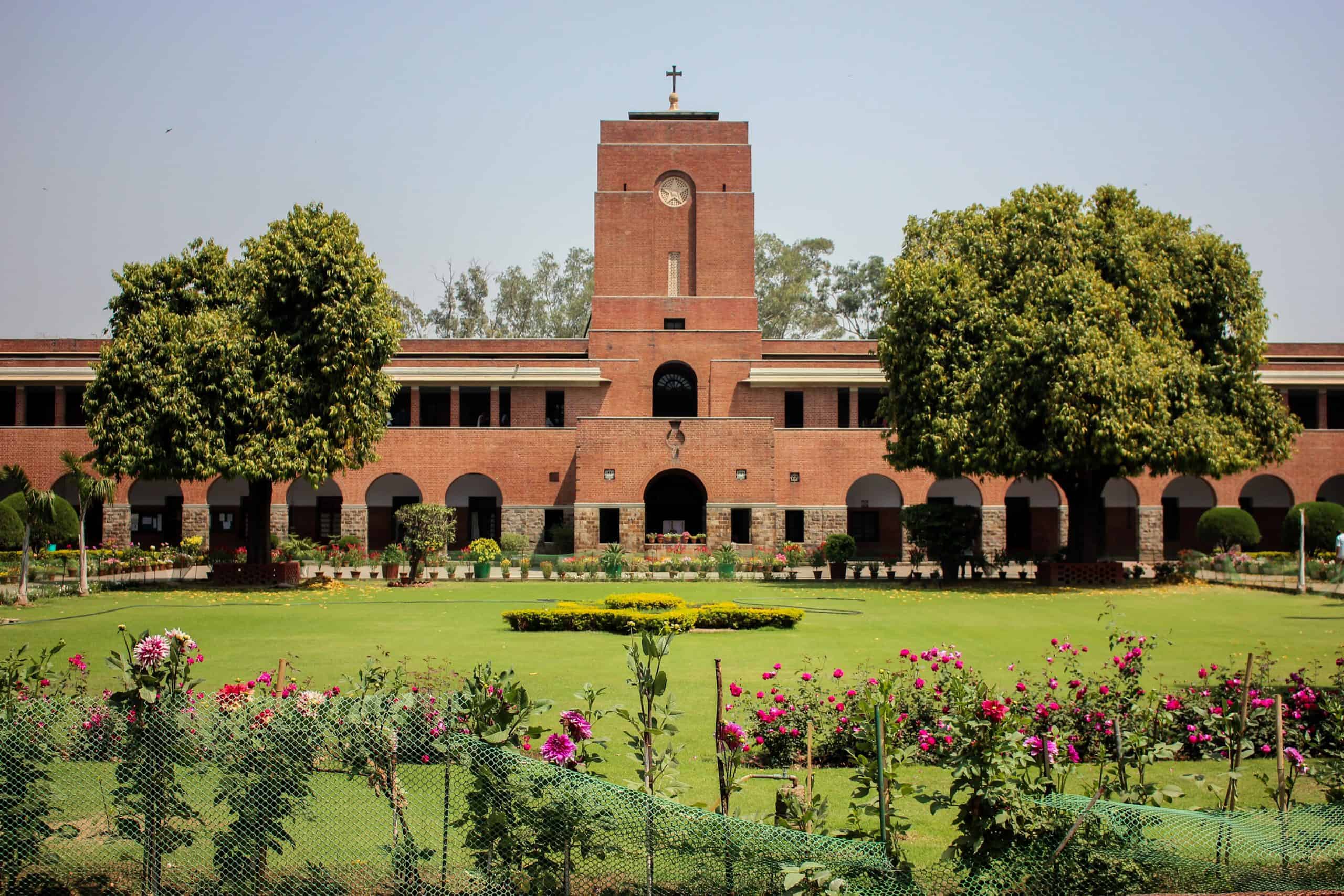 Verified PGs and student housing near St. Stephen's College, North Campus Delhi